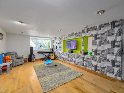 Picture 8